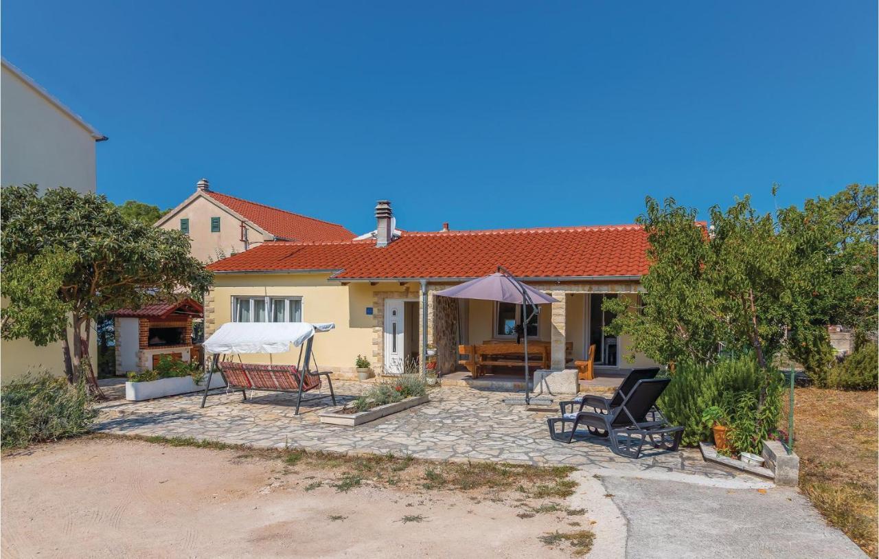 Lovely Home In Sibenik-Brodarica With Kitchen Donje Polje Kültér fotó