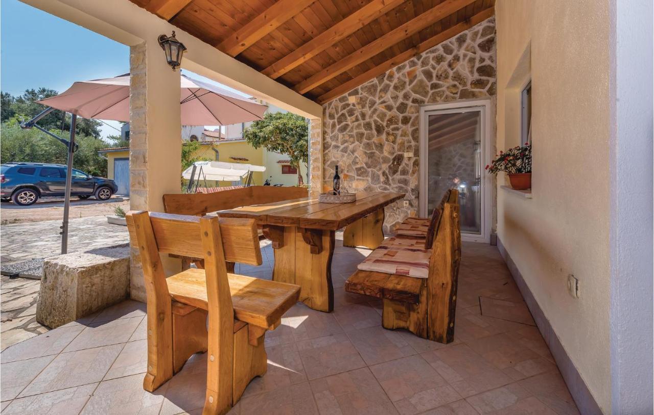 Lovely Home In Sibenik-Brodarica With Kitchen Donje Polje Kültér fotó